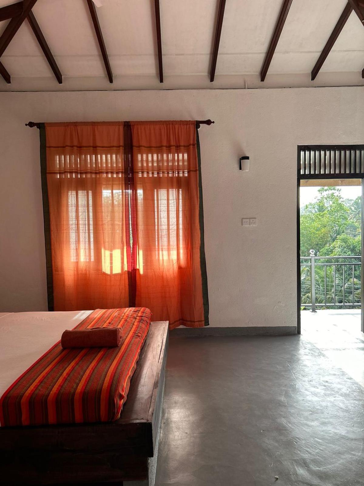Hotel One Bhakthi Sri Lanka Ahangama Esterno foto