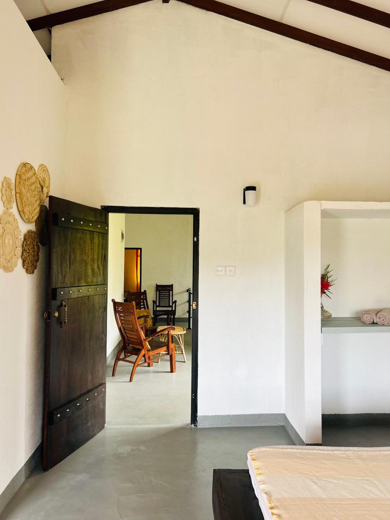 Hotel One Bhakthi Sri Lanka Ahangama Esterno foto