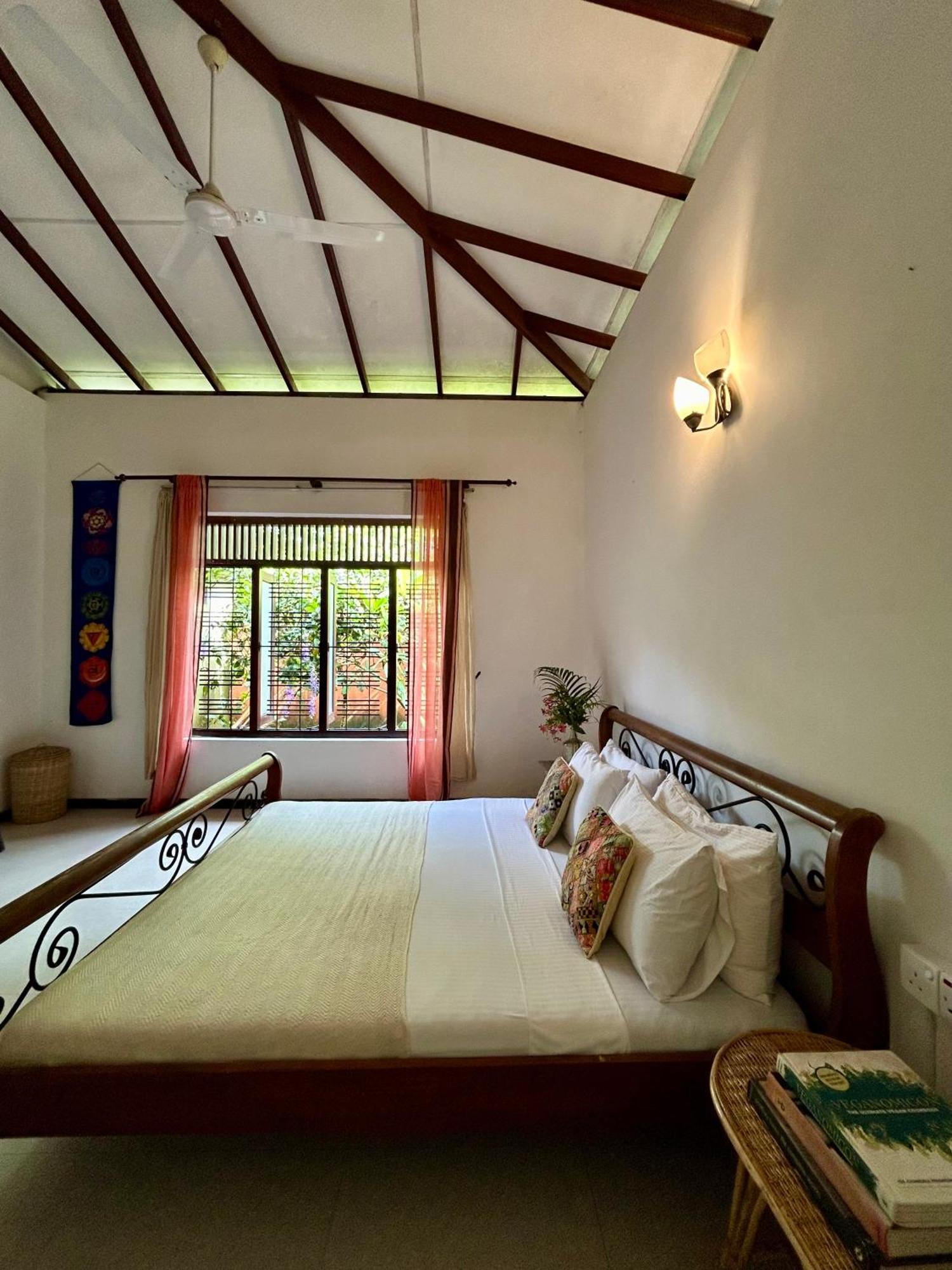 Hotel One Bhakthi Sri Lanka Ahangama Esterno foto